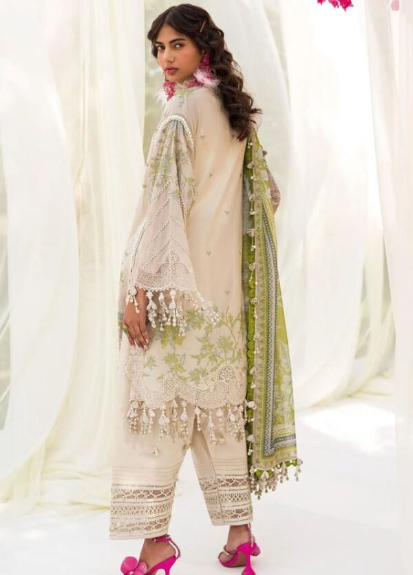 SANA SAFINAZ Lawn Embroidered Sequins Work with Lawn Digital Printed Dopatta - Image 3